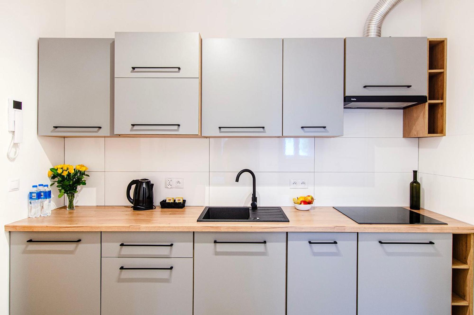 Loft Center Apartments- Parking, Wifi, 24h Check-in Breslau