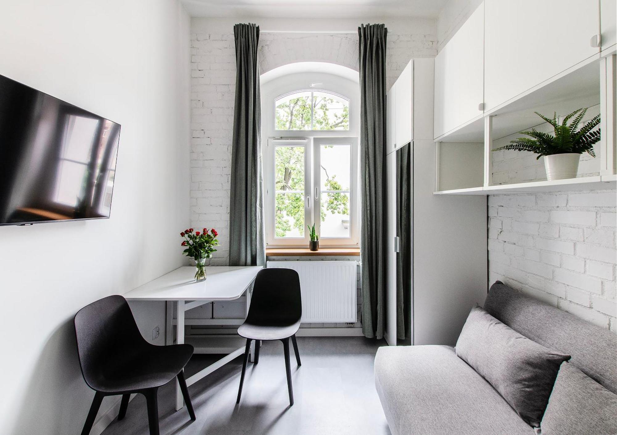 Loft Center Apartments- Parking, Wifi, 24h Check-in Breslau